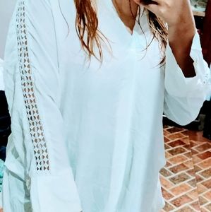 Blouse White color